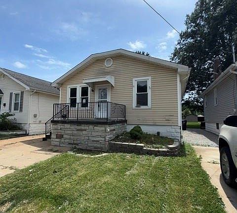 2nd image of 4630 Tiemann Ave