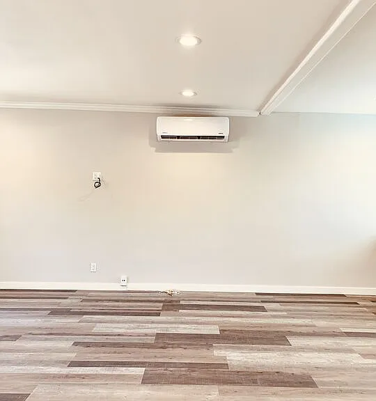 1163 N Raymond Ave #6 — Photo 9