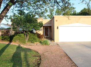 1235 Morningside Dr NE, Albuquerque, NM 87110