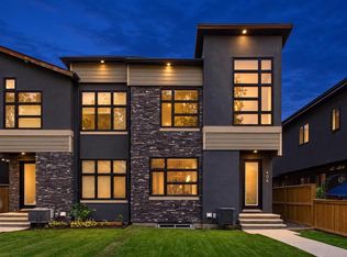 406 S 33rd Ave NW, Calgary, AB T2K 0B4