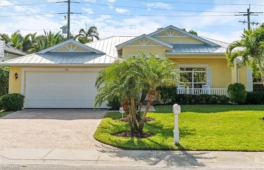 3 bed, 2.0 bath, 1829 sqft, $18,500 — Photo 2