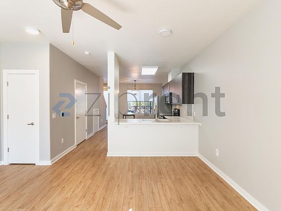 4th image of 7805 Cooper Ln Unit 403