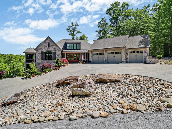 142 Pineridge Loop, Crossville, TN 38558
