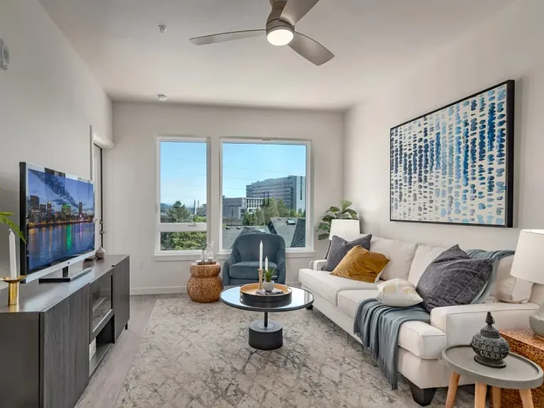 Acqua Apartments - Student Affordable — Photo 7