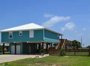 140 Channelview Rd, Rockport, TX 78382