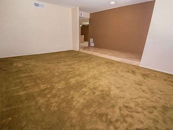 5th image of 1501 W Sweetwater Ave