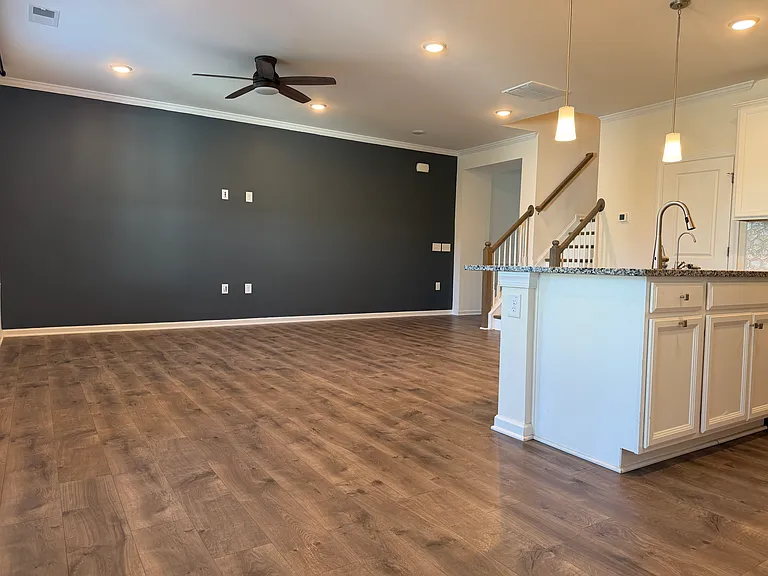 317 Kephart Way — Photo 16