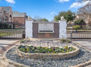 2109 Royal Dominion Ct, Arlington, TX 76006
