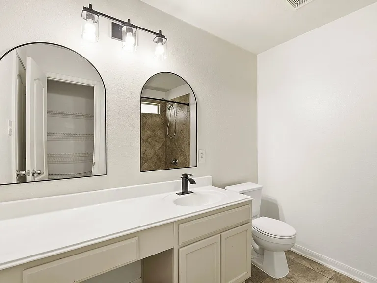 7719 Serene Wood Ln — Photo 18