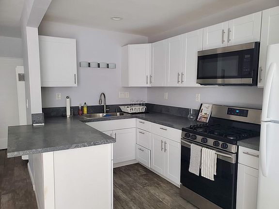 2nd image of 2339 Grand Ave #2339
