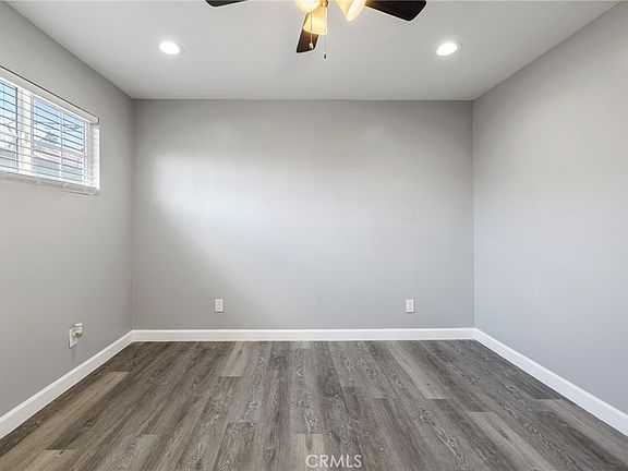 4th image of 5339 Oakland St #53391/4