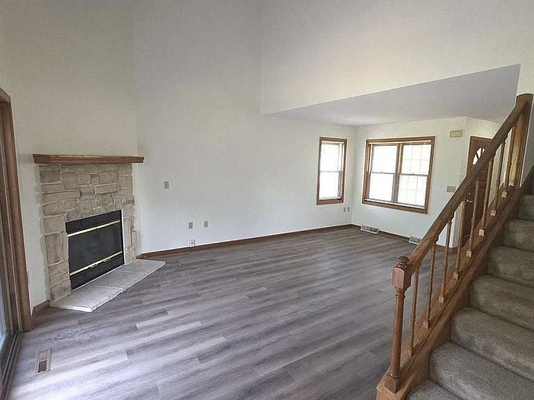 3205 S Ridgecrest Ct — Photo 4