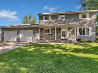 706 7th Ave NW, Clara City, MN 56222