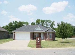 2 Gin Creek Dr, Searcy, AR 72143