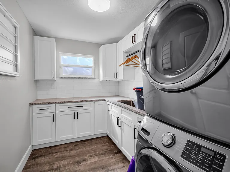 14053 Feather Sound Dr — Photo 18