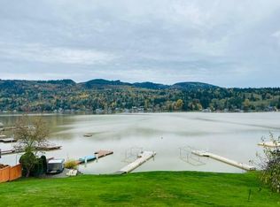 17424 Mallard Cove Ln, Mount Vernon, WA 98274