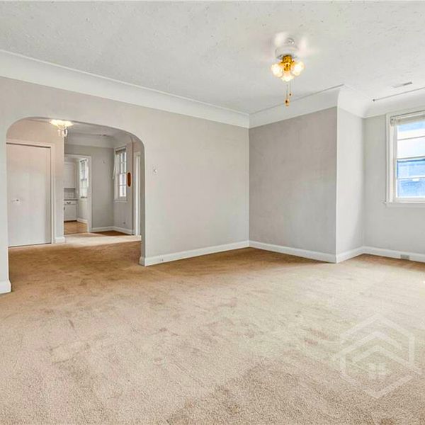 Woodstock Apartment for rent - 2 Bedrooms — photo 4