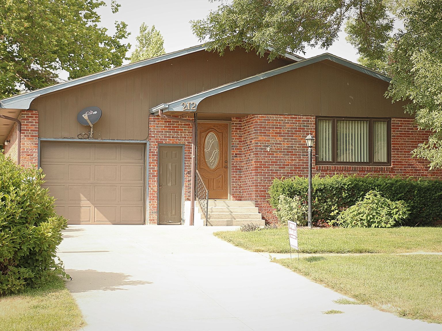 212 Beech St, Ceresco, NE 68017 Zillow