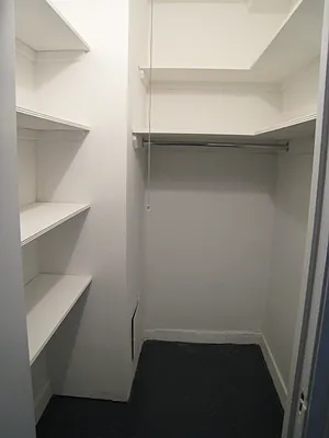 Rented by City Connections Realty | media 2