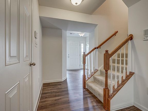 2nd image of 47 Pine Needle Way