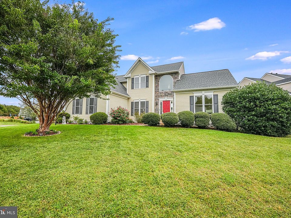 1st image of 2702 McKenzie Ln