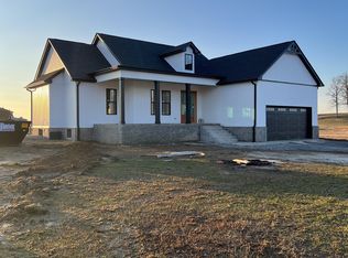 1355 N Corinth Rd, Portland, TN 37148