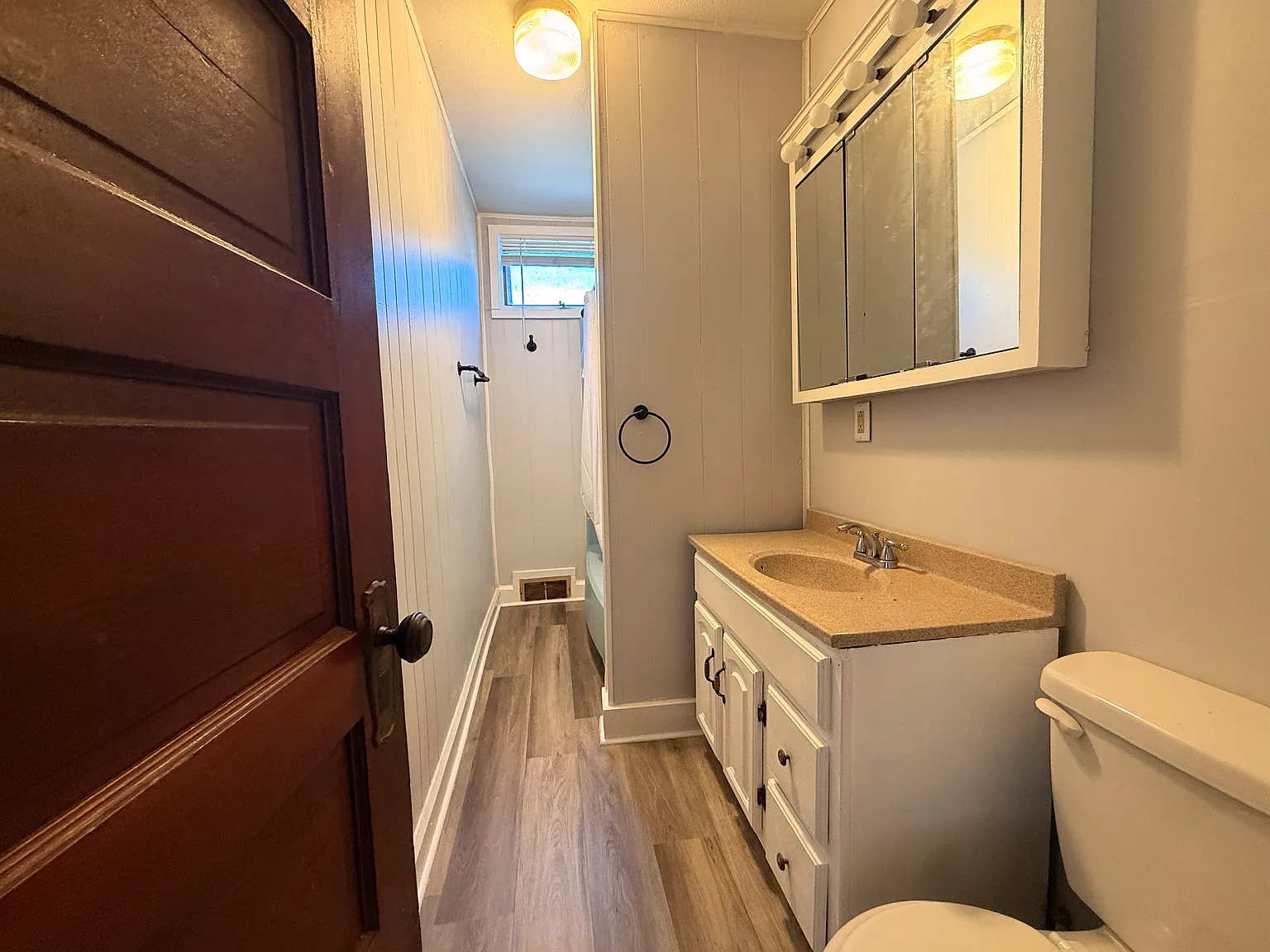 4 bed, $2,000 — Photo 3