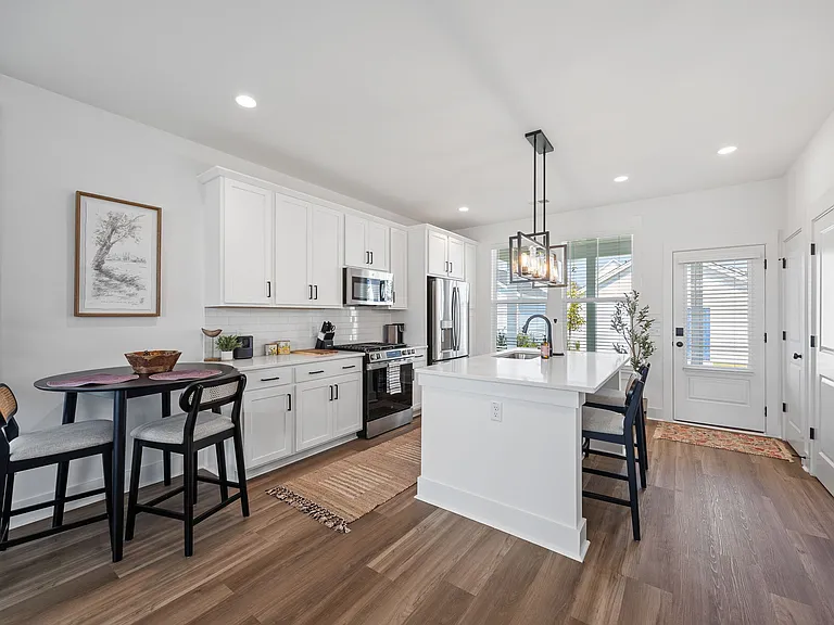 712 Rumbling Leaf Ln — Photo 10