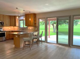 42475 Kansas St, Palm Desert, CA 92211