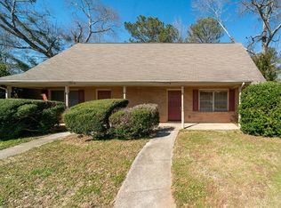 2620 Shore Wood Ct NE, Conyers, GA 30013