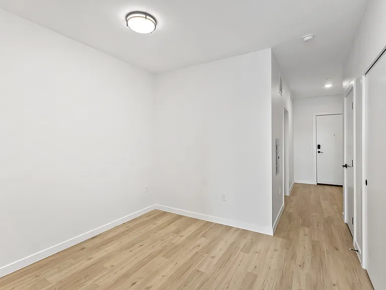 Oso Apartments — Photo 83