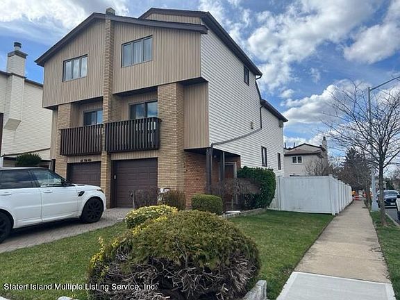 2nd image of 122 McVeigh Ave