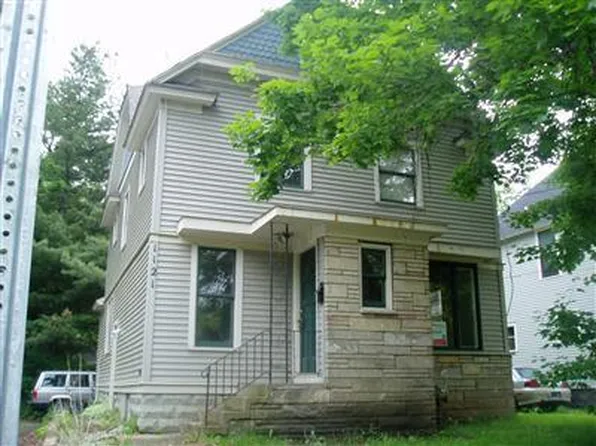 1121 Oak St, Kalamazoo, MI 49008
