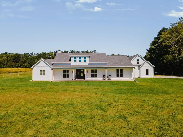 6931 Ginger Hill Rd, Utica, OH 43080