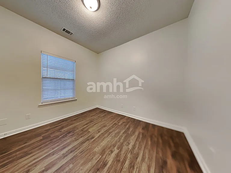 4 Coronado Ct — Photo 18