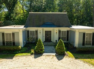 704 Short Beach Rd, Saint James, NY 11780