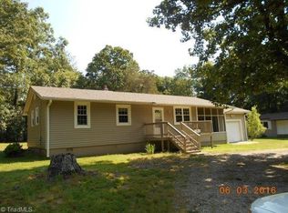 725 Old Embler Rd, Thomasville, NC 27360