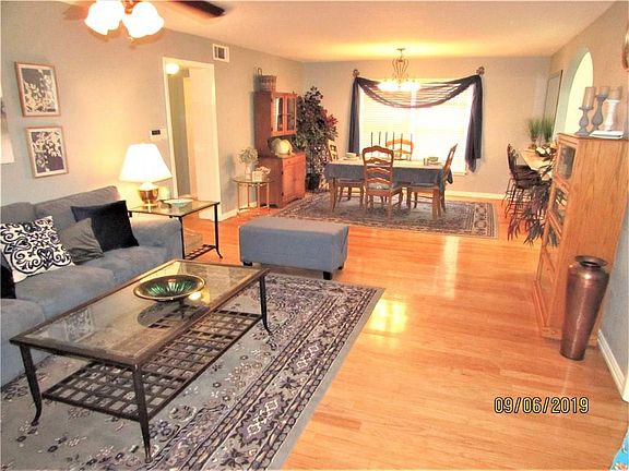 3rd image of 3708 London Ln