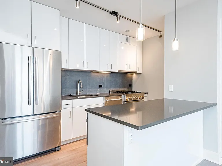 88 V St SW #804 — Photo 12