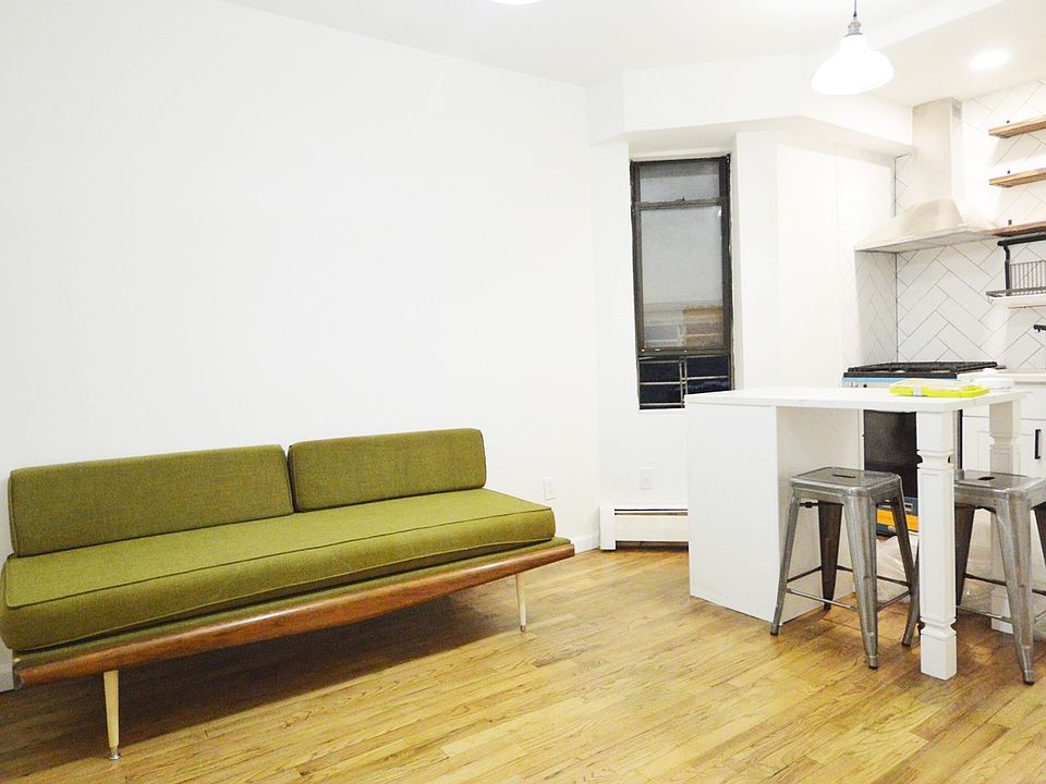 1st image of 14 Orchard St #E4