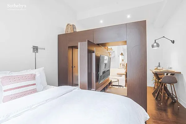 Rented by Sotheby's International Realty | media 8