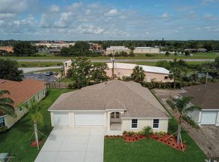 532 Glenbrook Cir, Rockledge, FL 32955