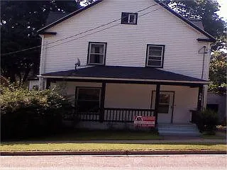 354 Falconer St photo 1