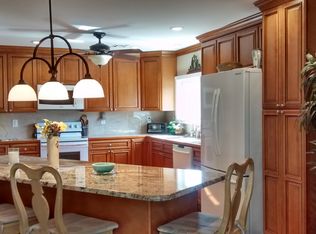 24 Boca Raton St, Toms River, NJ 08757