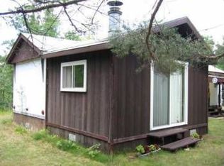 W12132 Parkway Rd, Crivitz, WI 54114