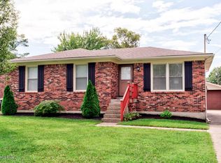 9206 N Pirogue Ct, Jeffersontown, KY 40299