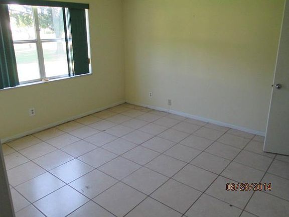 5th image of 9761 Sunrise Lakes Blvd APT 102