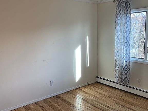 4th image of 2235 Arthur St Floor 1