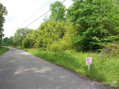 2nd image of 120 Center Rd