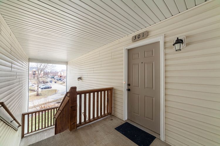 1st image of 29 N Cedar Lake Dr W APT 301